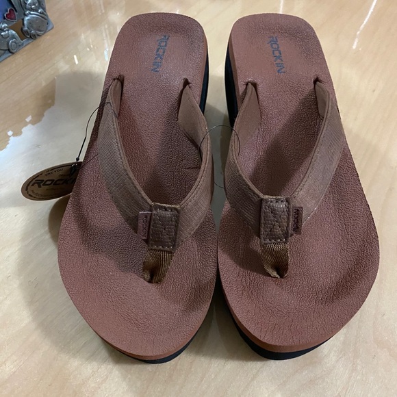 Wedge Sandals - Picture 4 of 4